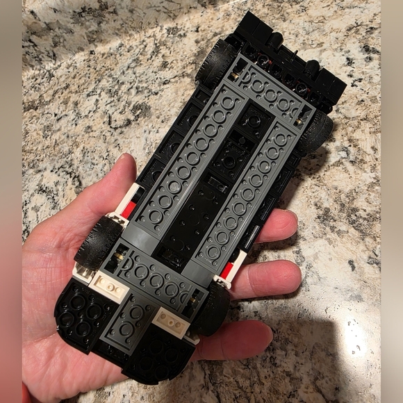 LEGO SPEED CHAMPIONS: Porsche 963 (76916) Complete Set w/ Manual - Picture 2 of 5